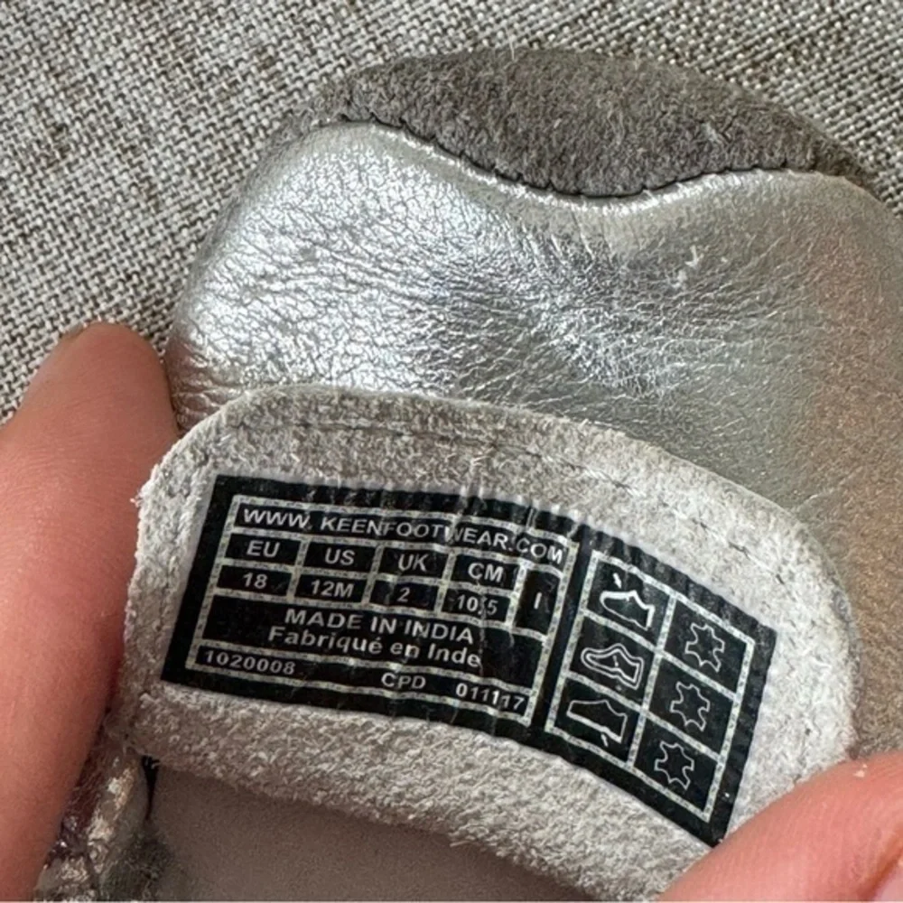 KEEN Silver and pink Leather booties for girls infant baby‎ crawler 12 Months